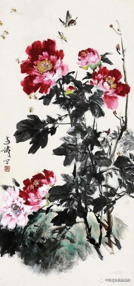 国画花鸟大师王雪涛力作笔下的雄鸡与牡丹相映成趣