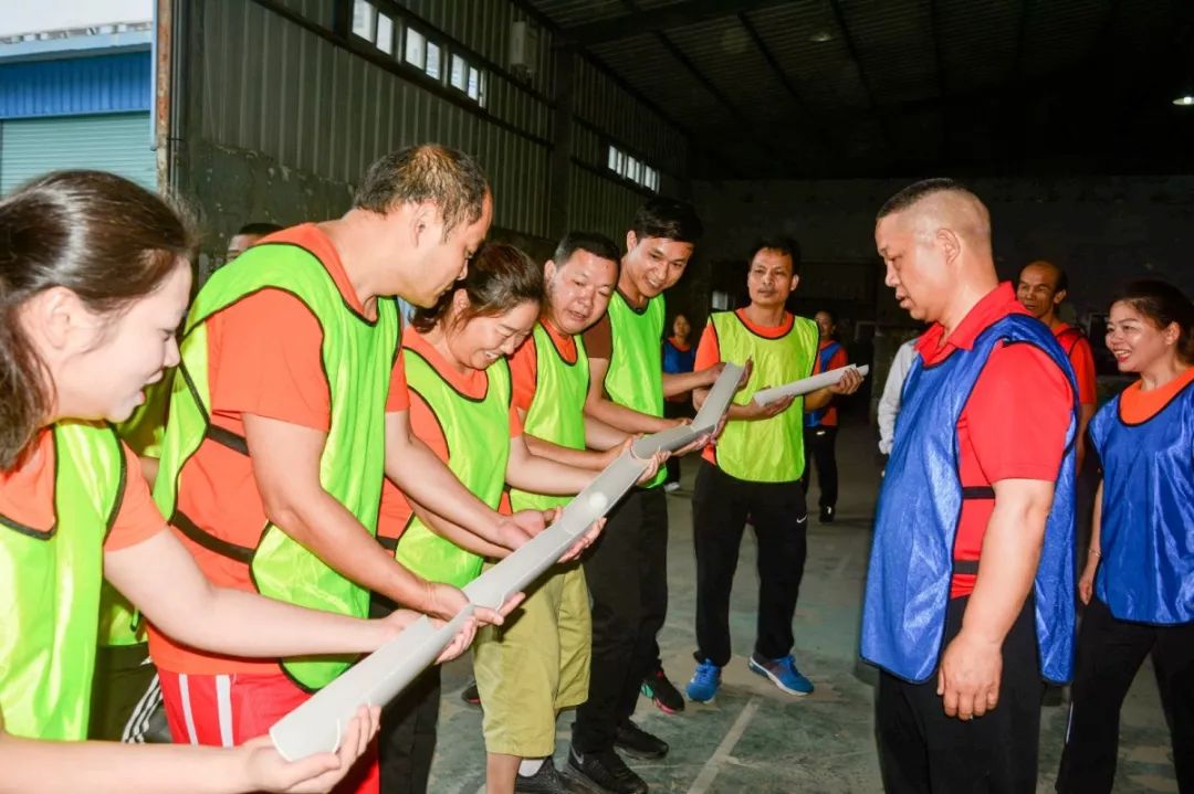 珠行万里左右滑动查看更多在东部公交举行的各类团队建设活动中,员工