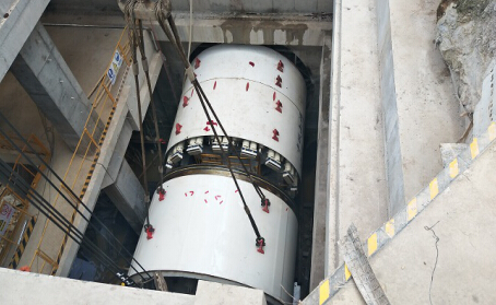 昆明地铁4号线苏小区间盾构井～小菜园站右线盾构始发