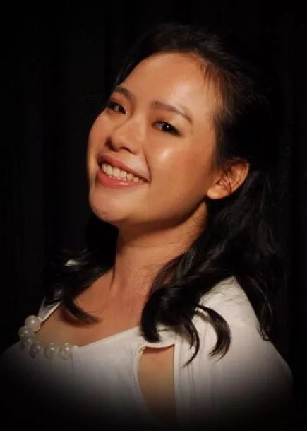 黄慧贤(慧慧)剧场演员,戏剧导师见学国际教育学院教师认证教育戏剧