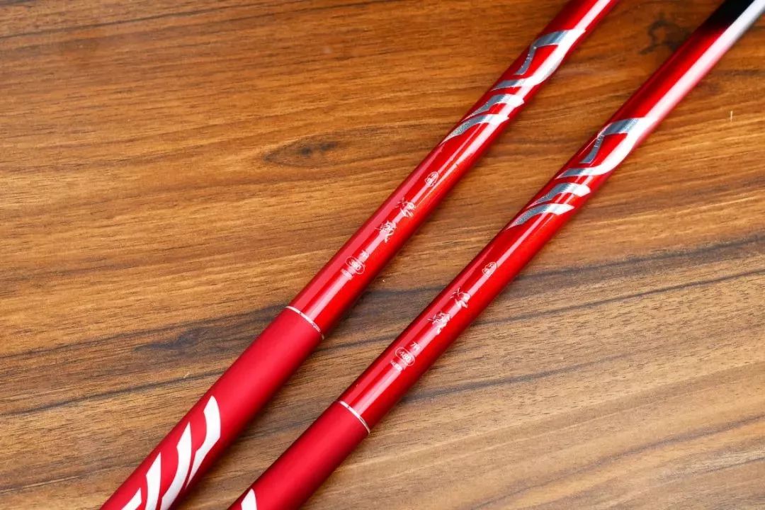 它大气,端重,恰到好处!它认真,专业,品质保证!通过这次与红狼