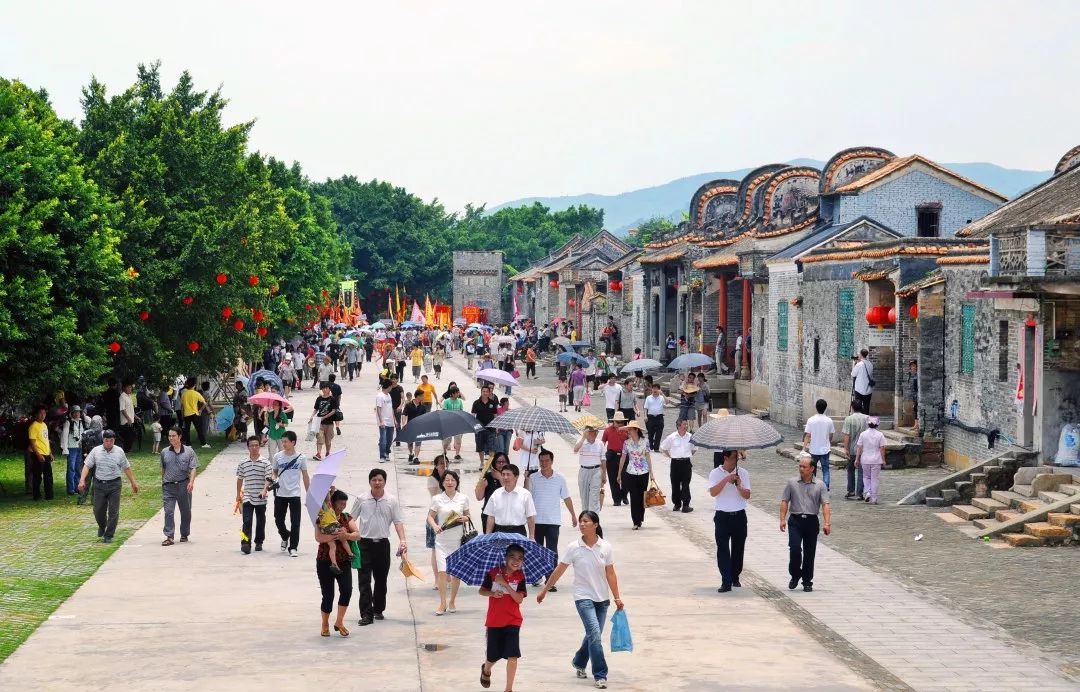 本週末,區內一大批旅遊景點推出優惠活動