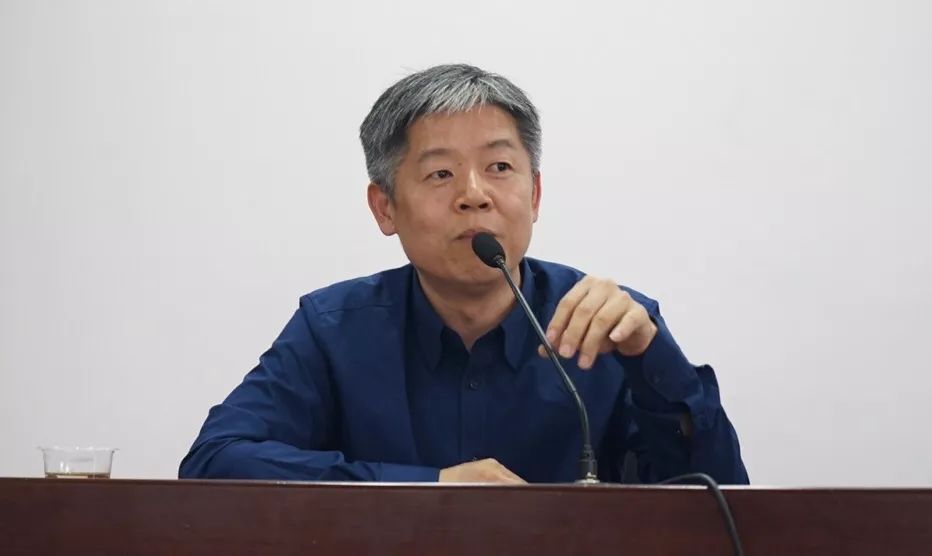 上外校友冯羽到浙江省诸暨中学做专题讲座