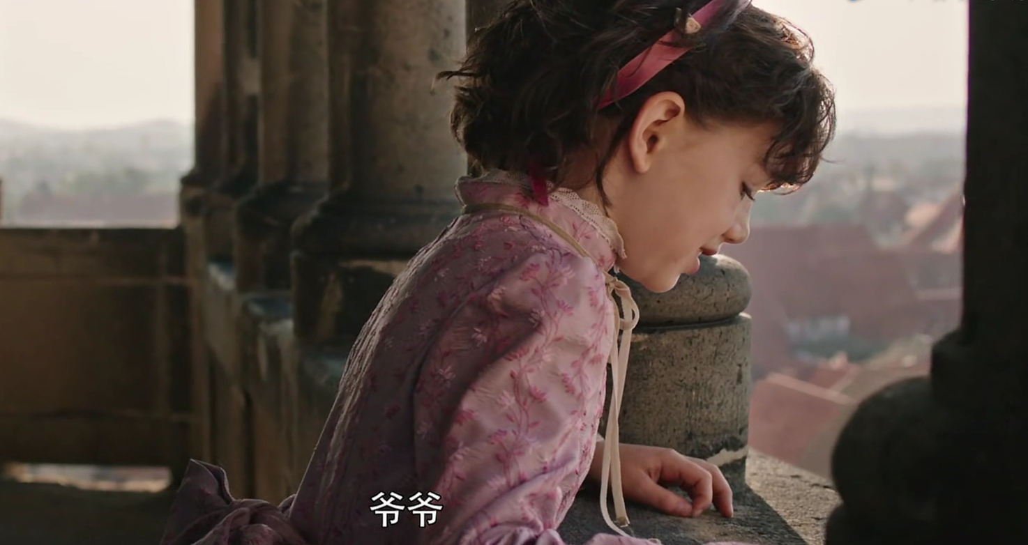 海蒂和爷爷拥有无限治愈能力的她是我们理想中的样子