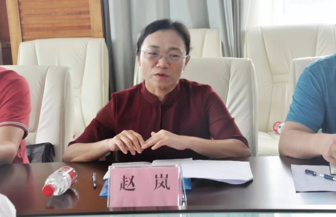 《邕剧》作者赵岚发言《彩调剧》作者杨智发言《桂南采茶戏》作者温泉