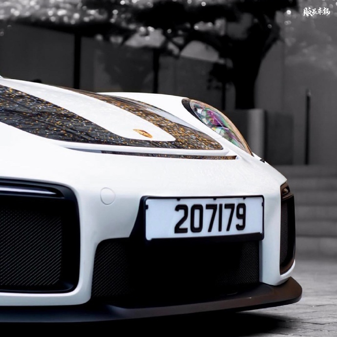 大眼迷人!保时捷911 gt2 rs