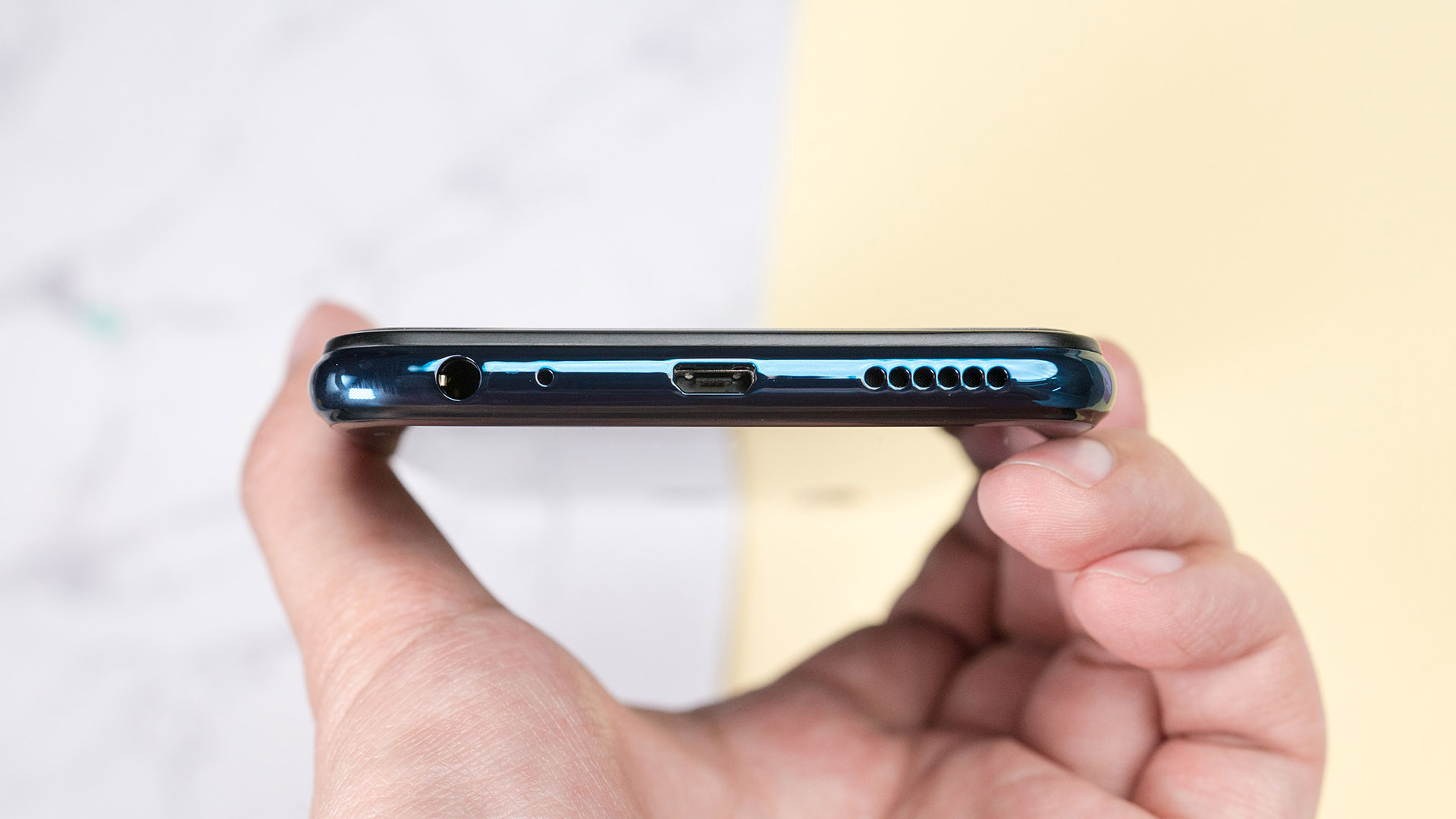 颜值逆天三摄长续航vivoy3双色图赏