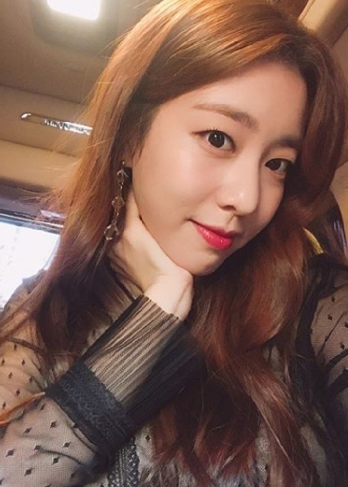 苏志燮小17岁女友私照被扒出 真的是非常有气质了