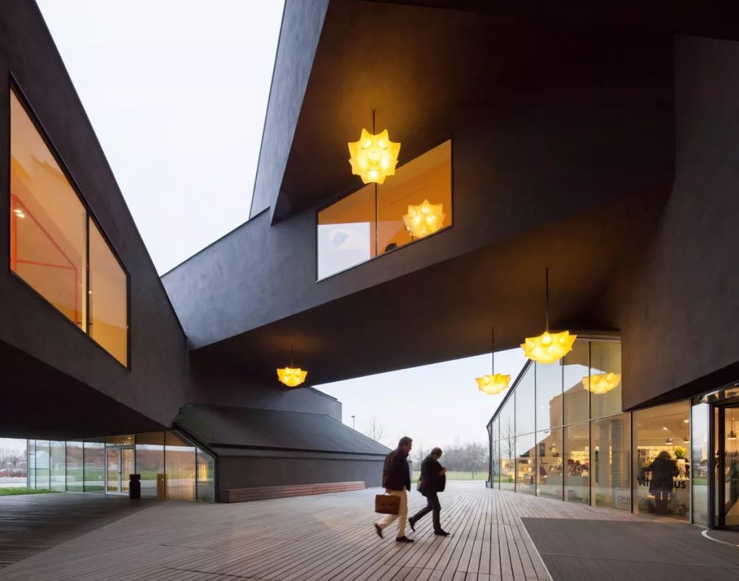 艺文赫尔佐格德梅隆作品vitrahaus德法瑞三国交界处的房子交响曲