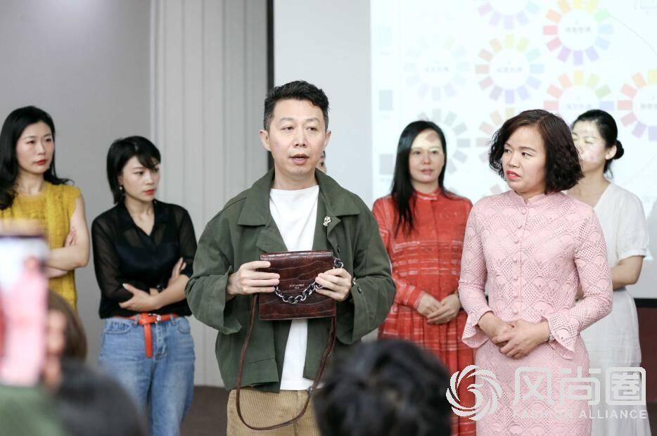 形象礼仪培训：形象礼仪本身就不分家