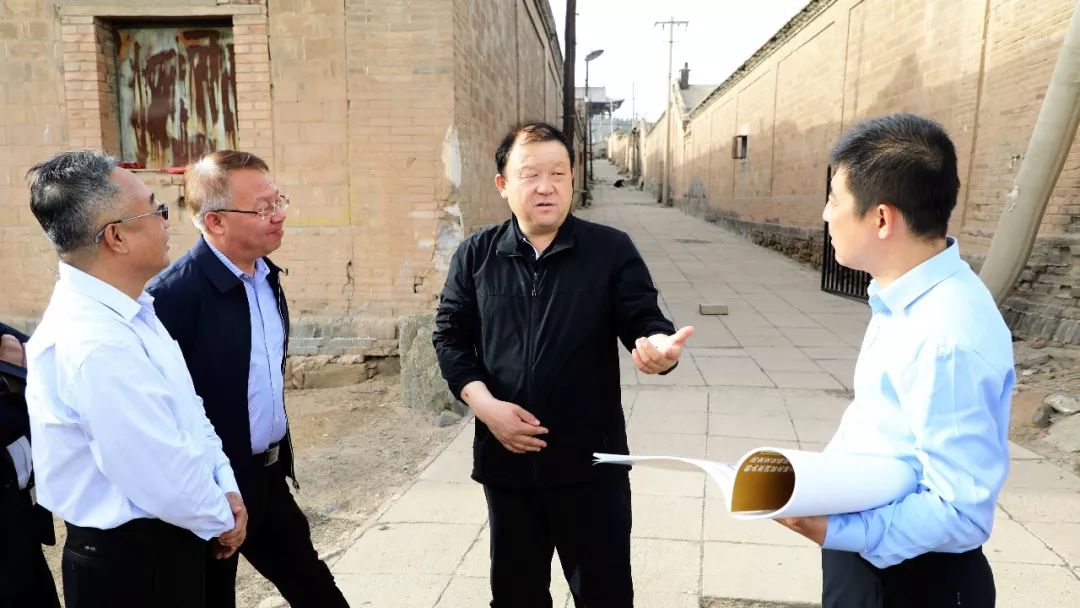 5月14日,区委副书记,政府区长贾保良调研旅游资源工作,政府副区长张