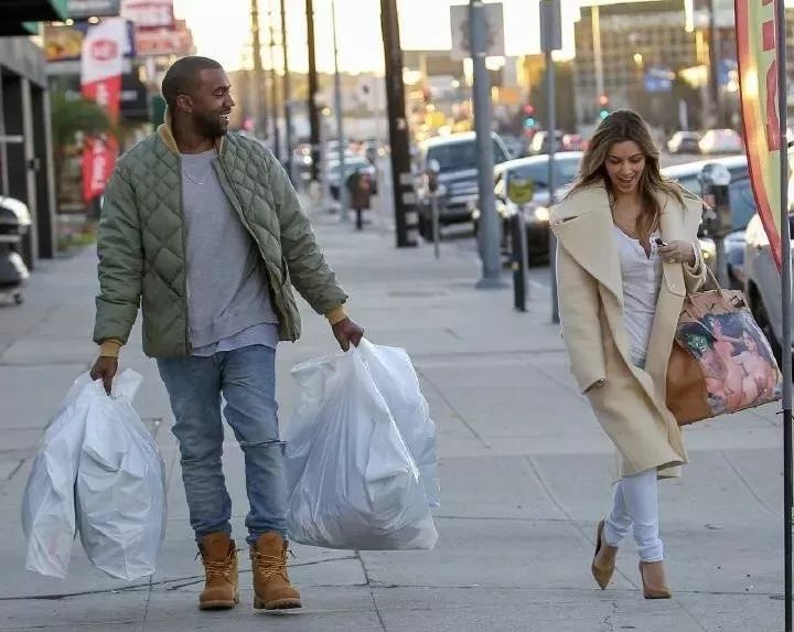 所有渣男的对立面——北美最浪漫的南京男孩kanye.