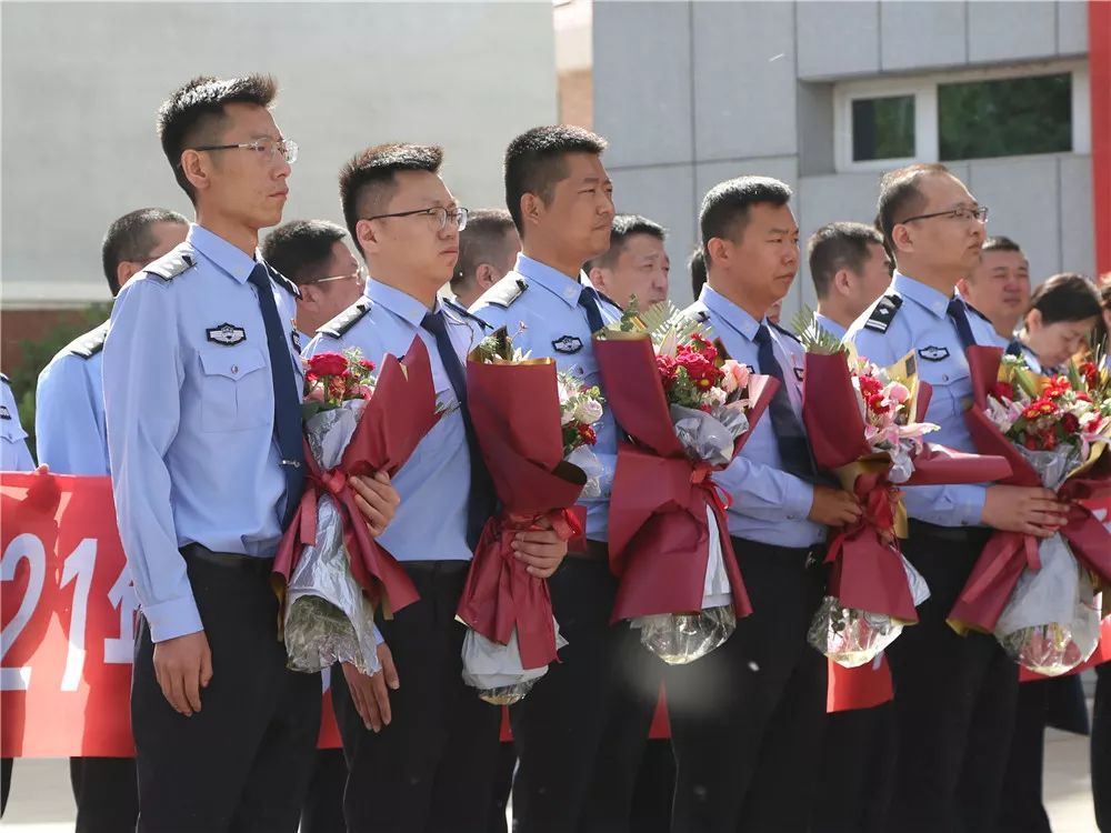 通辽重大涉黑杀人逃犯二肥在马拉西亚被警方成功抓获并押解回国