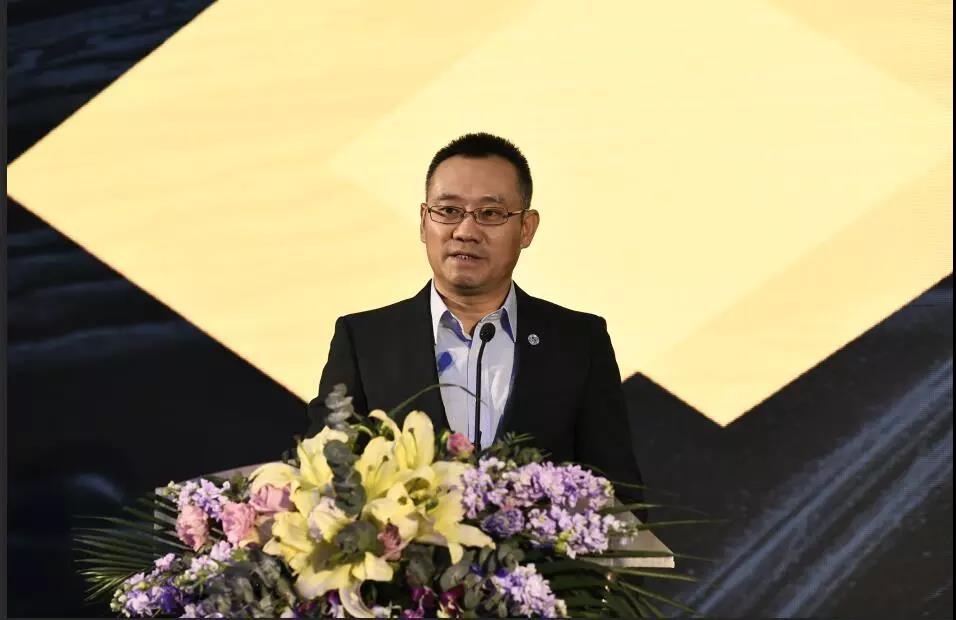 狮桥万钧谈商用车服务用科技完善金融风控自动驾驶不能冒进