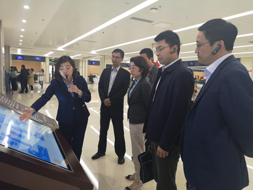 常务副区长段葆青带队赴西安莲湖碑林两区考察学习行政审批制度改革