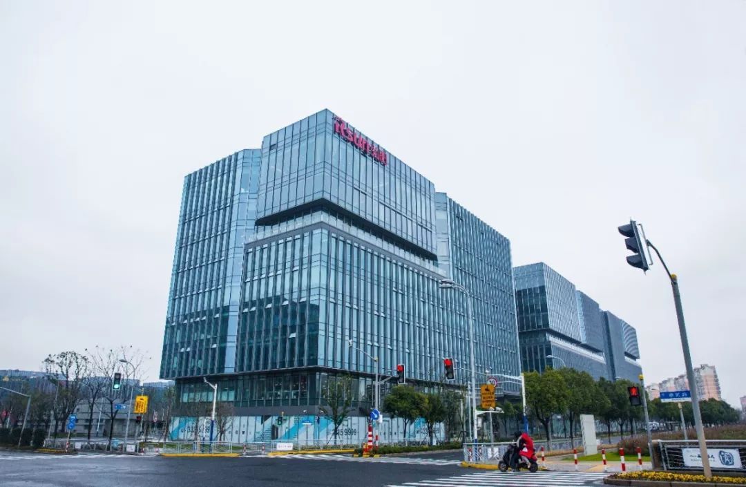 虹桥商务区为企业带来了什么看弘阳集团上海总部落户大虹桥的这三个月