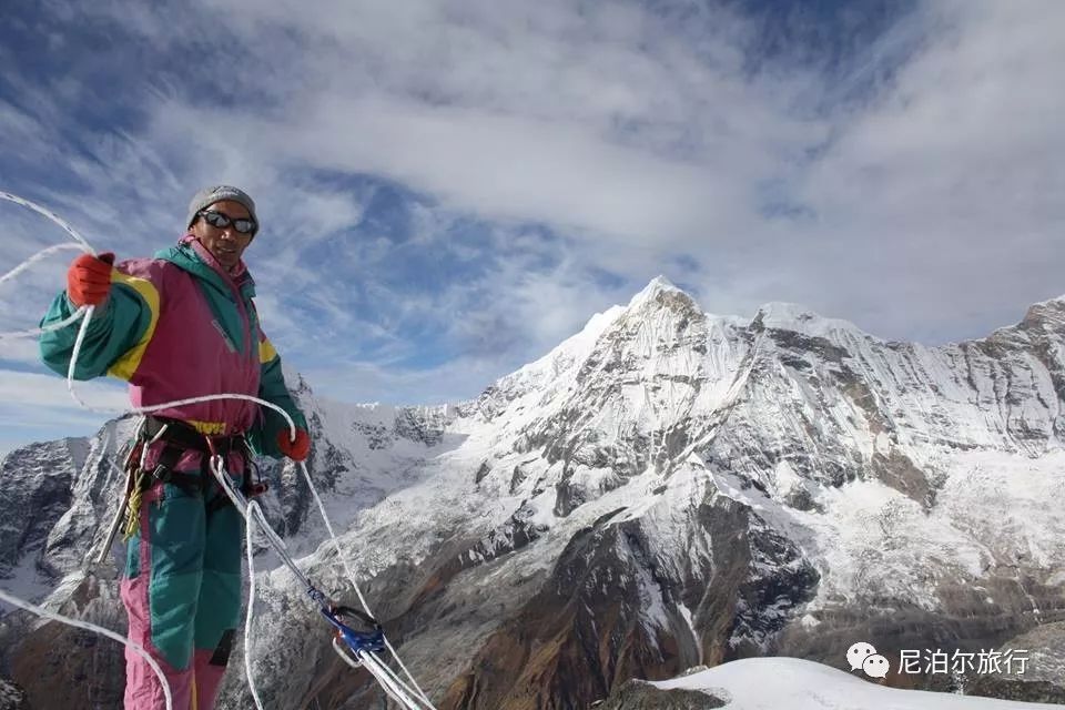 2019年珠峰登山季正式开始:夏尔巴登顶23次打破世界纪录