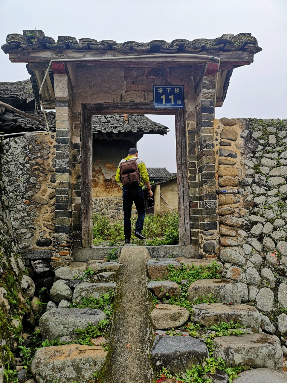 南靖县有多少人口_福建南靖这座土楼太神奇 十八个门三口水井,曾有四百多人