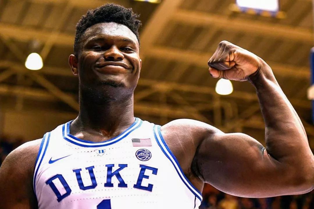 zion退出选秀不打nba了一年8000多万啊