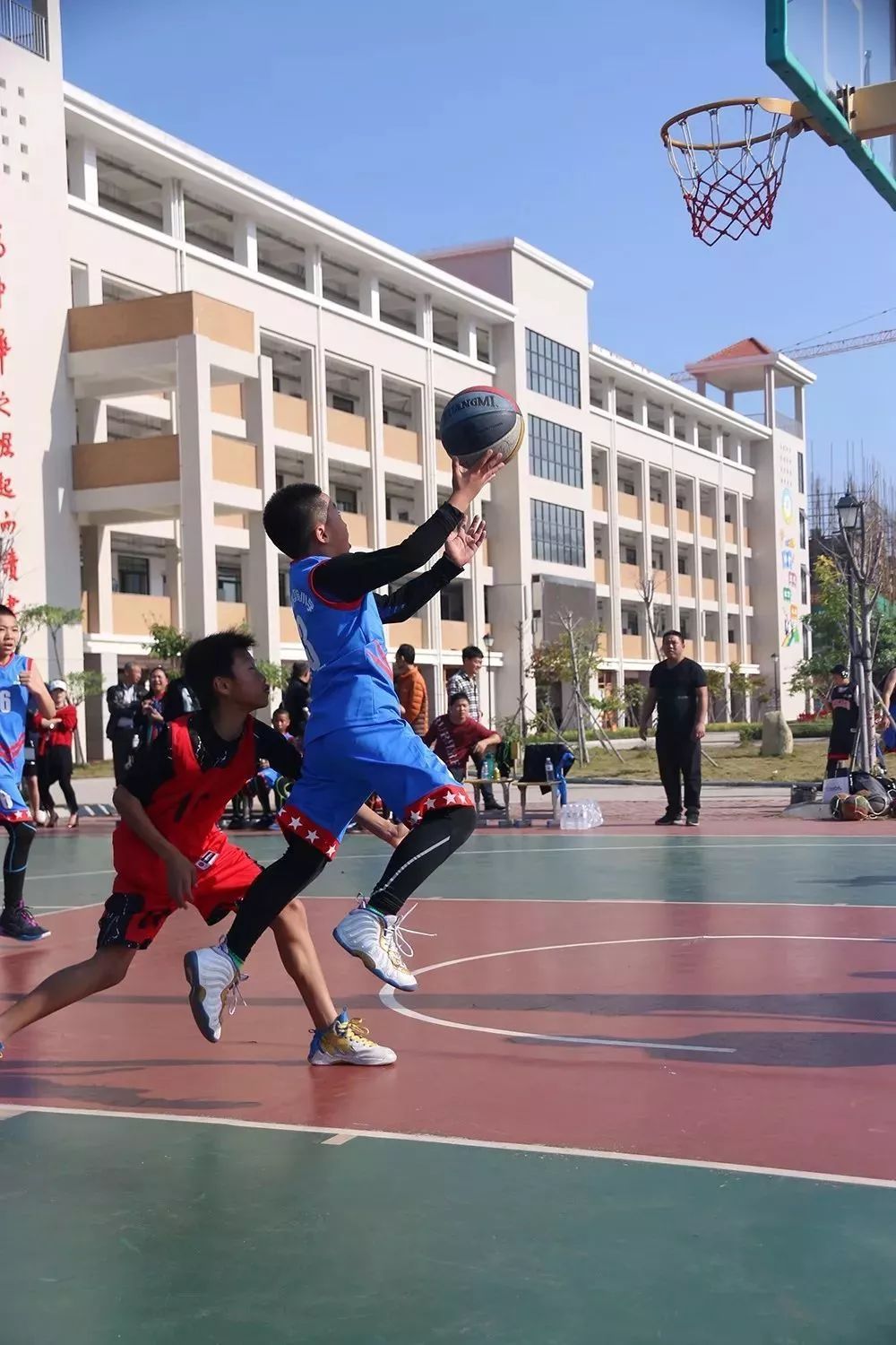 不一定让孩子成为篮球运动员,为什么还让孩子打篮球?_高智慧