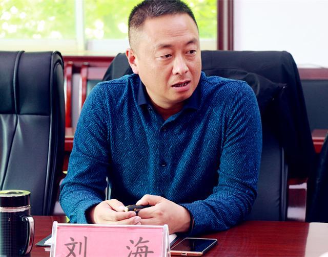 县委常委,政法委书记,县禁毒委副主任刘海出席会议县禁毒办主任宋世江