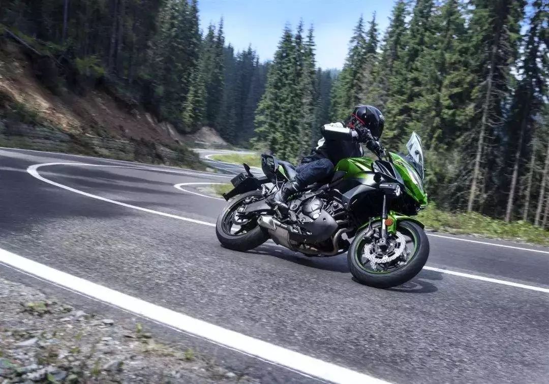 51819川崎大排量试驾会zgame挑战赛在海淀驾校让你尽情耍