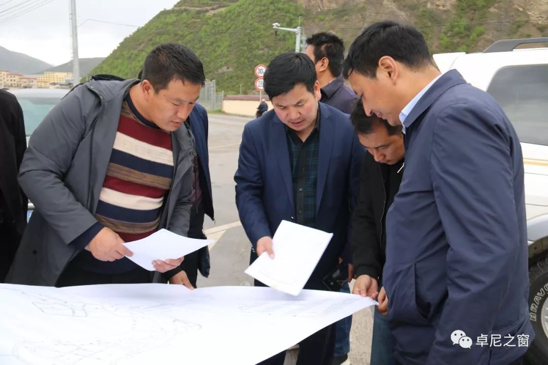 县委副书记马彪顺率队督查环境卫生整治工作