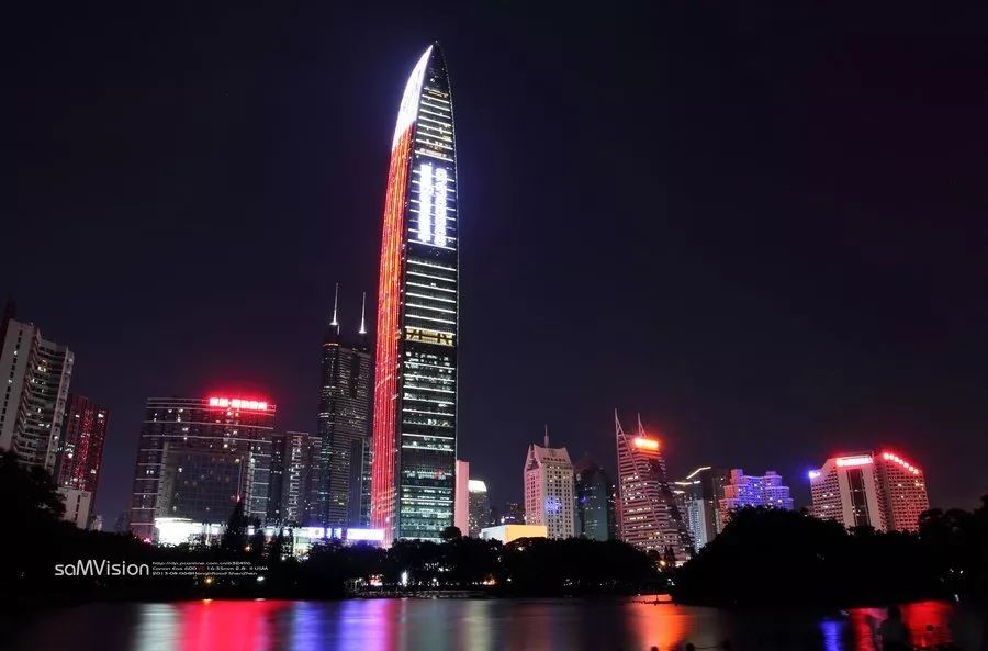 深圳的京基100上海的东方明珠如北京的"大裤衩"都有属于该地区的