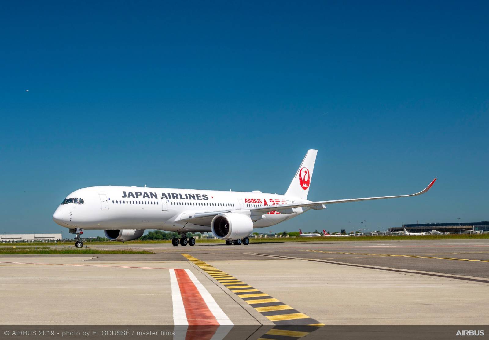 截至2019年4月底,空客a350 xwb系列已收到来自全球51家客户的893份