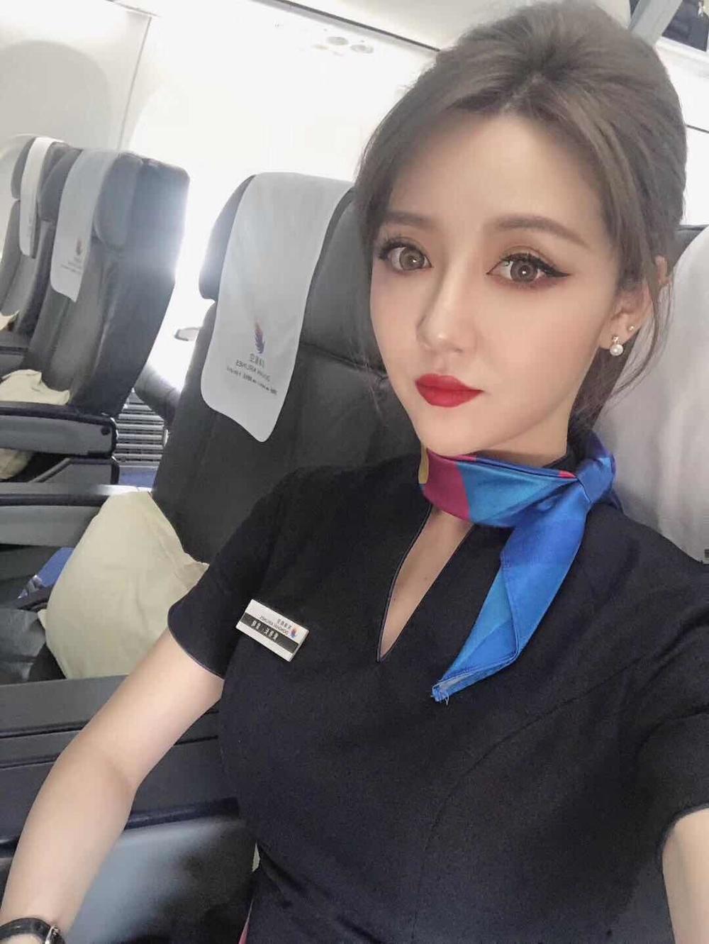 东海航空乘务员天团正式"出道"_旅客