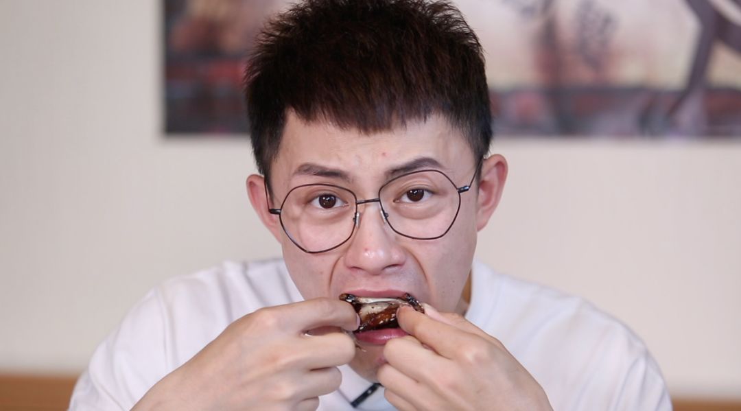 他们暗暗较劲点点从小喝扎啤丁喆哭了找妈妈