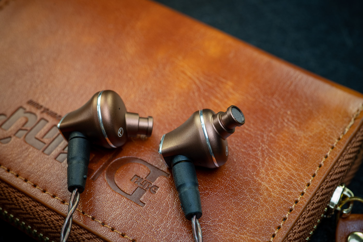 铍振膜入门化的精品之作达音科titan6尝鲜评测