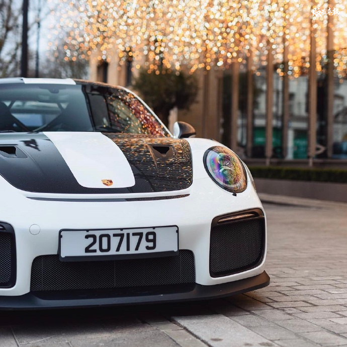 大眼迷人!保时捷911 gt2 rs