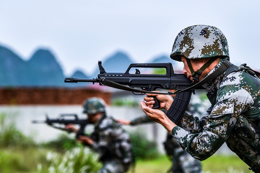 陆军特战奇兵2019大型考核比武展开参考人员激烈角逐