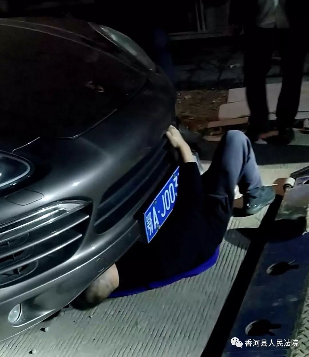 经过1200公里长途运输5月1日当车牌号为鄂aj00**号保时捷轿车被顺利