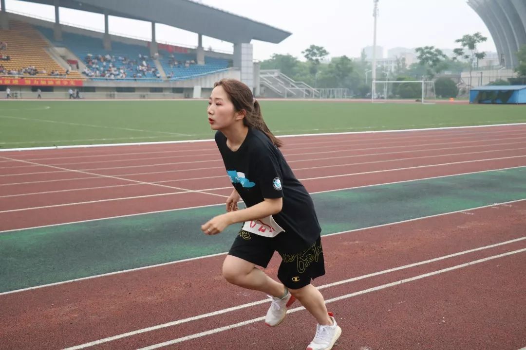 马金龙,陈羽天男子标枪徐伟男子5000米何艺琳,陈思琪女子200米预赛冯