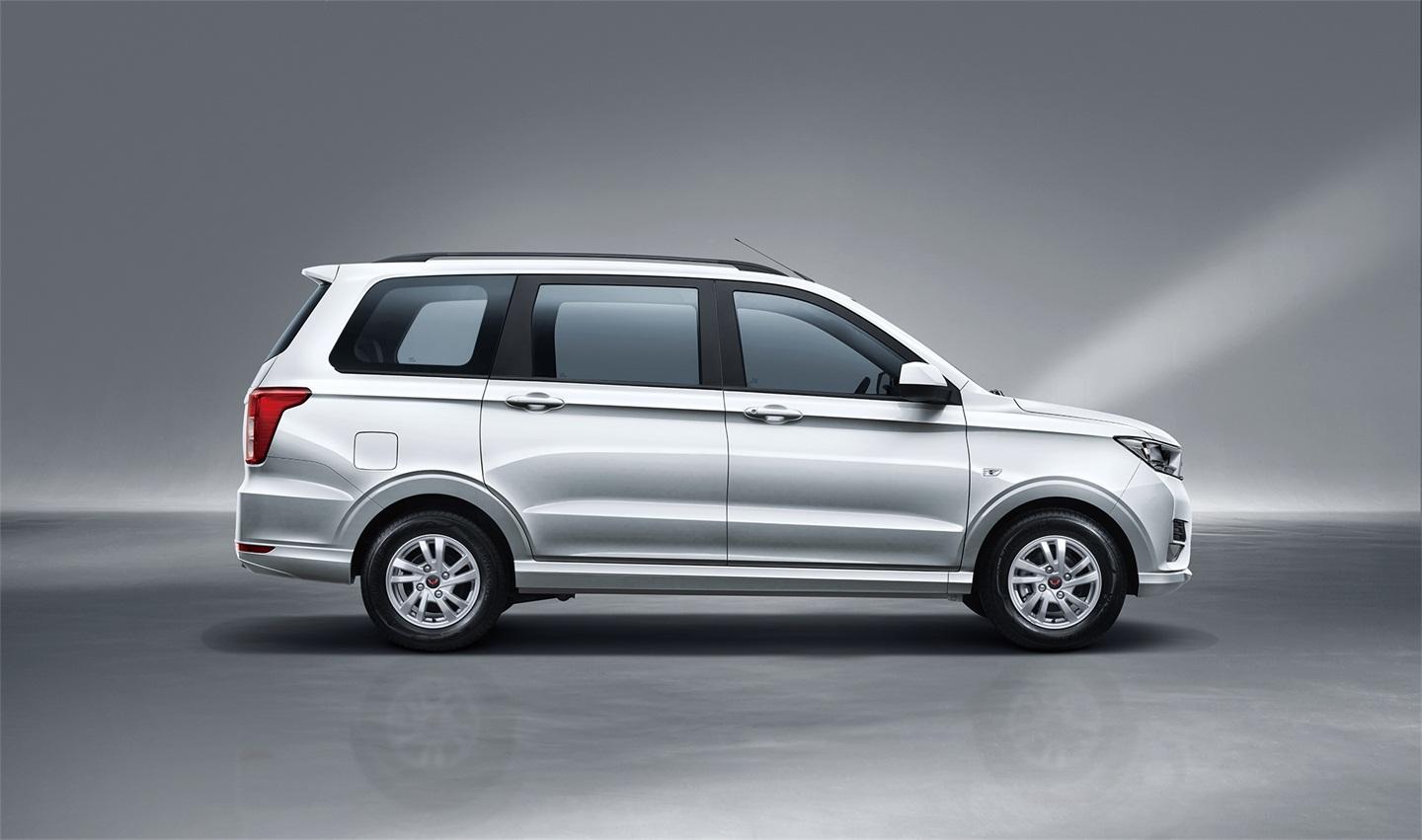 拼多多打响卖车第一枪!出手就是国民神车,再看价格已经稳了