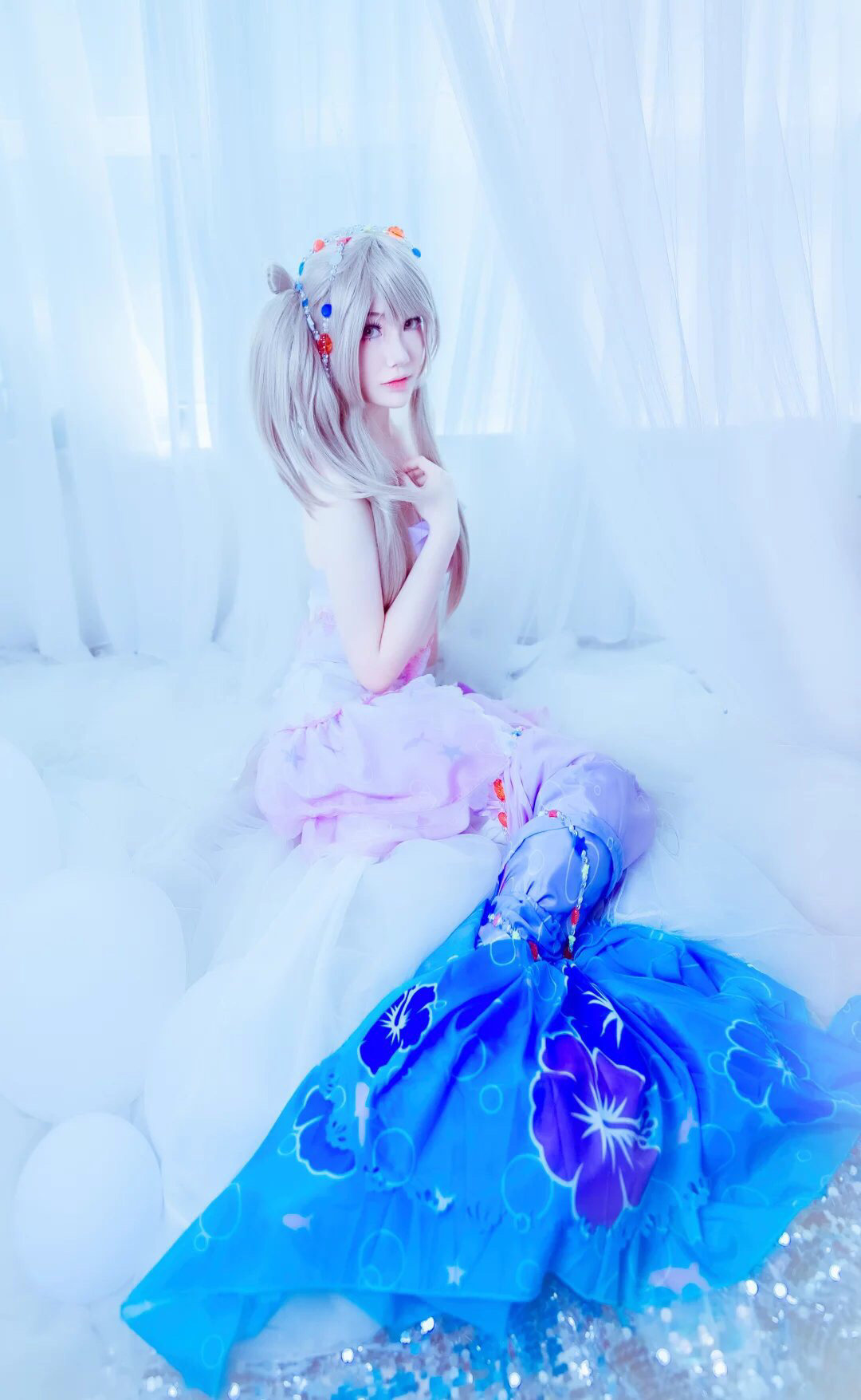 cos:南小鸟,美人鱼觉醒._叶紫