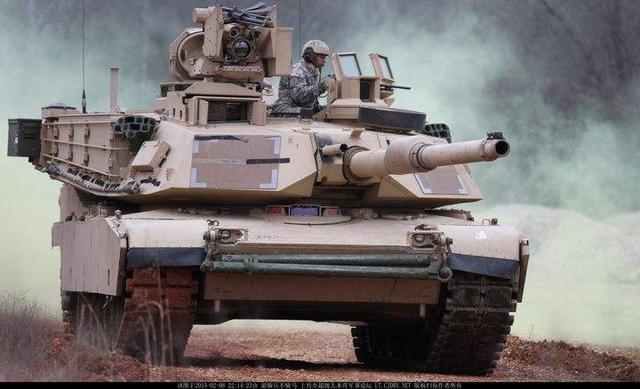 单发能产生3次穿甲爆炸,可以击穿最新坦克的rpg-30反坦克火箭筒_反应