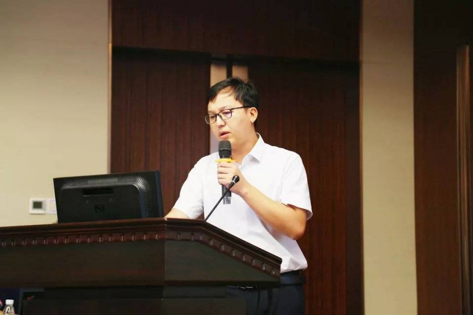 锋,田正军,谢任和,黄明军,黎宪礼,宣景,陈杰,刘轶诗分别针对投资拓展