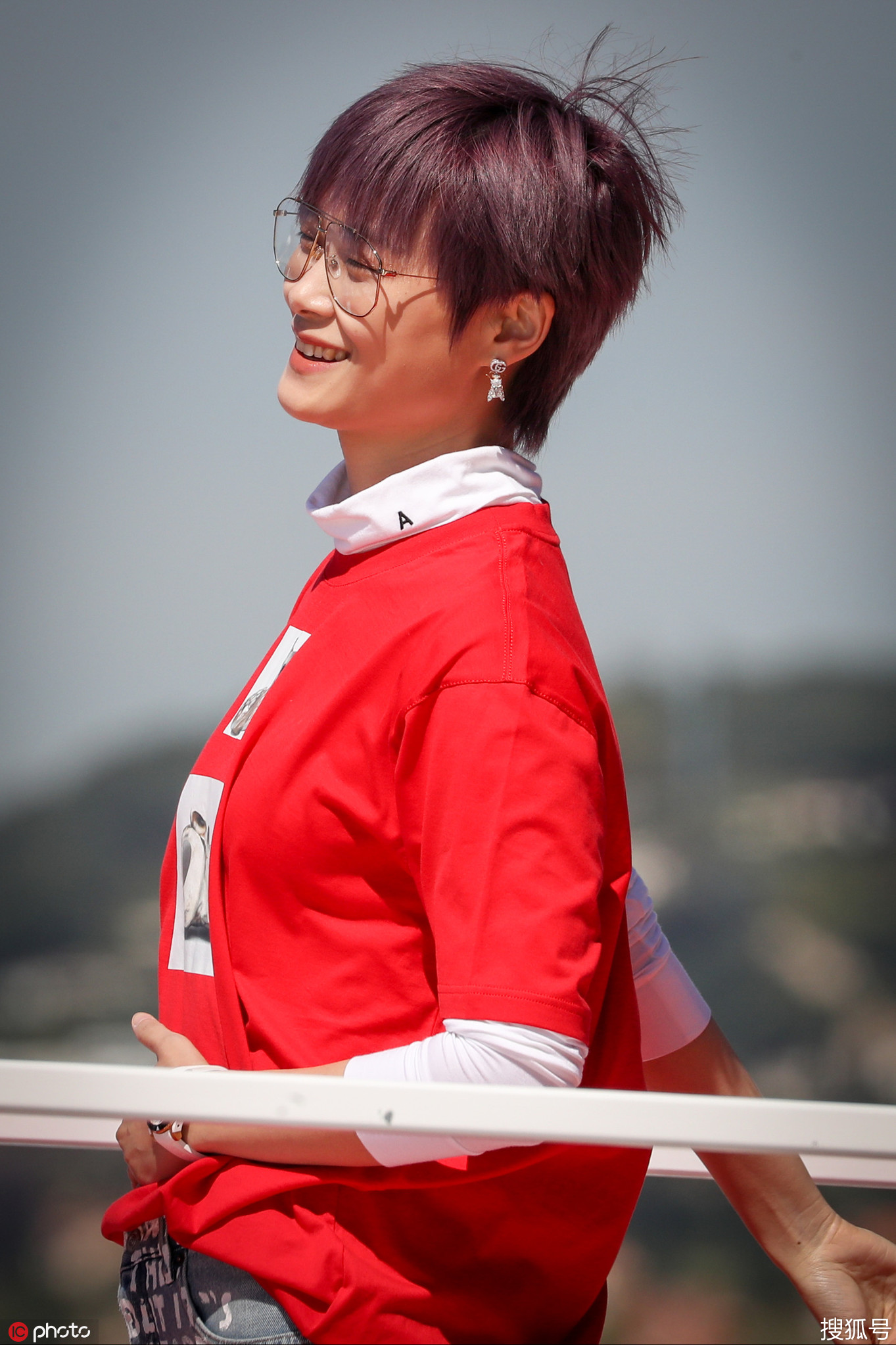 1/ 12 当地时间2019年5月16日,法国戛纳,第72届戛纳电影节期间,李宇春