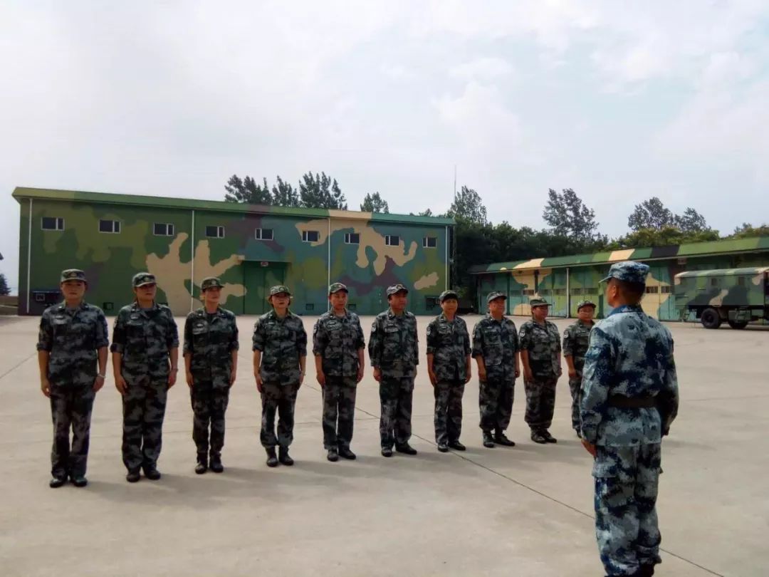 凤翔北大街有座麦穗围起来的绿色长城