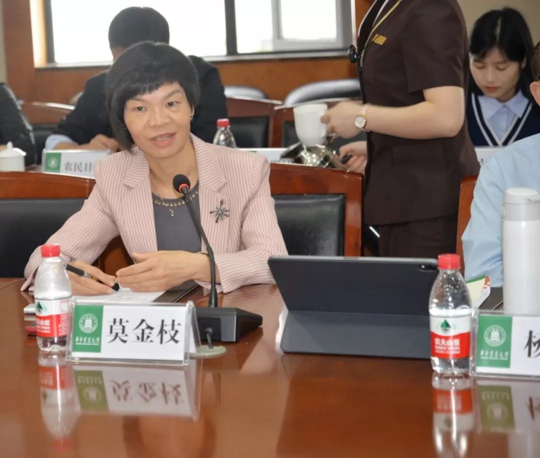 携手十年共谱华章扬翔与华中农大打造农牧行业校企合作新典范