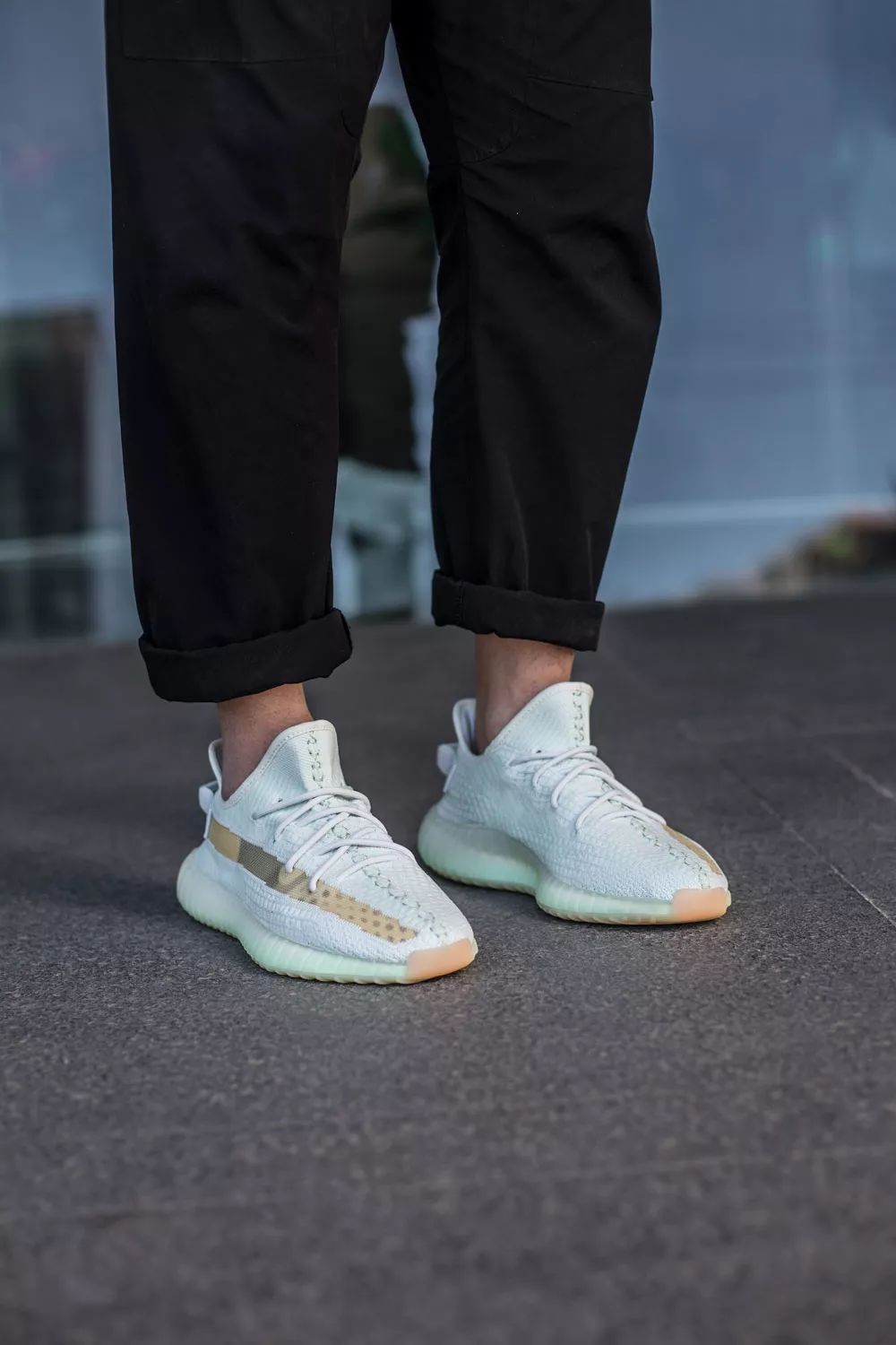 yeezy350v2最全上脚合集今夏穿哪双看完再决定