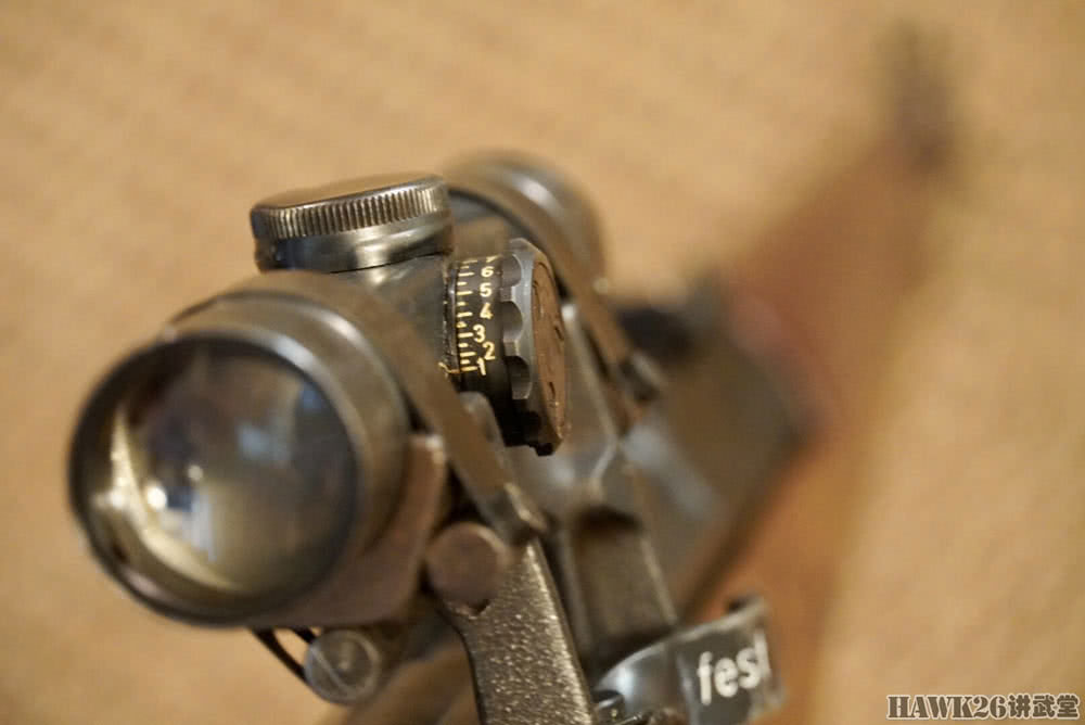g/k43步枪配备的zf4型4倍瞄准镜是一种简化设计,这款瞄准镜被广泛用于