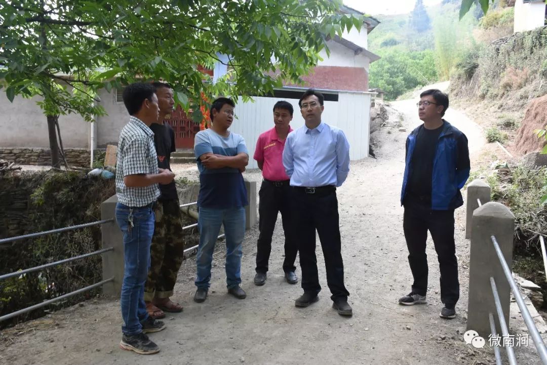 敲代码的男人敲可爱哟