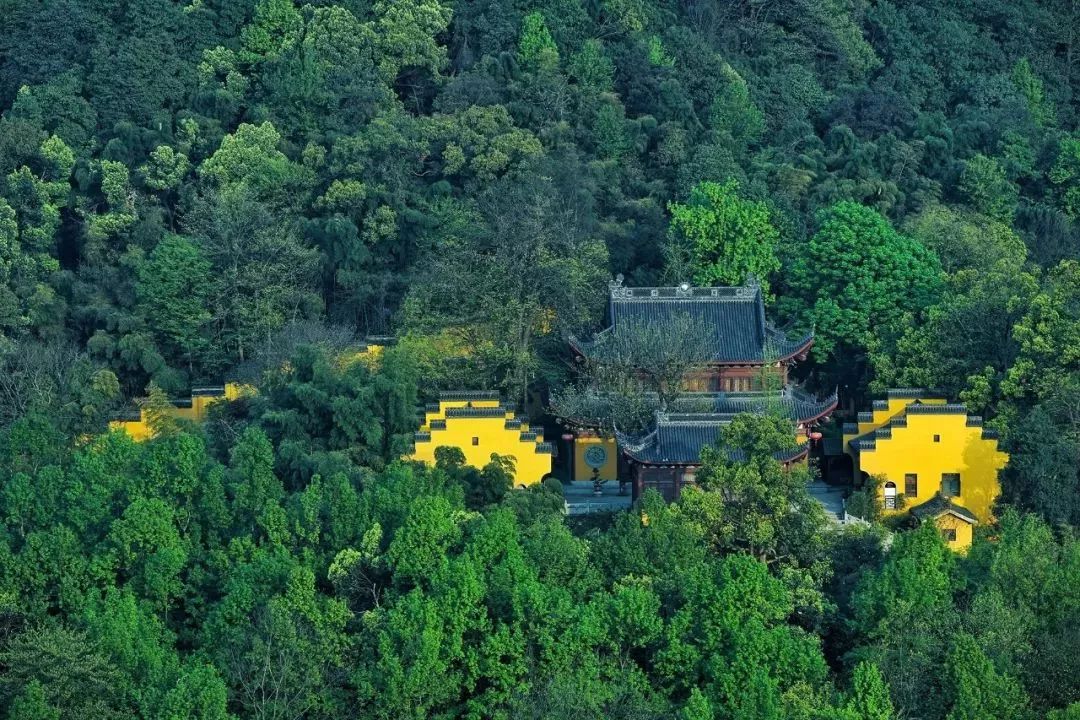 古寺清幽