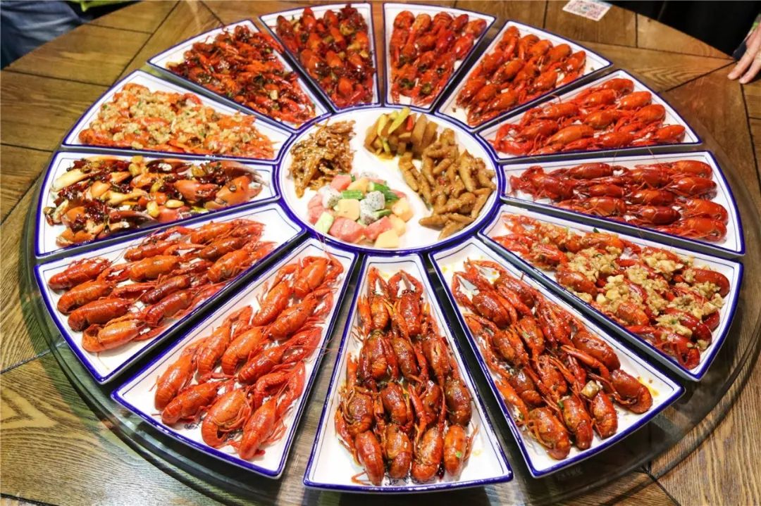 彻底疯了汉虾王东葛店开业小龙虾买1斤送1斤不限口味不限数量
