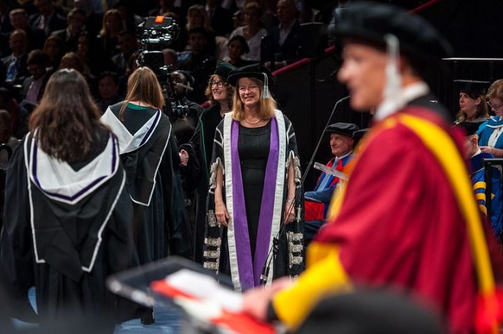 围观2019伦敦帝国理工毕业典礼现场宛如奥斯卡颁奖典礼