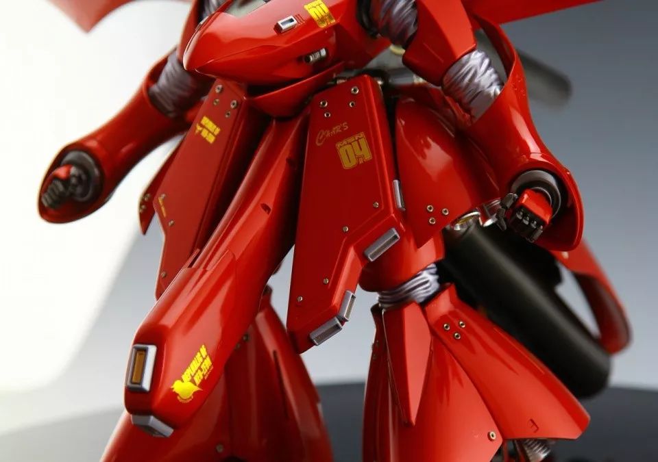 小t高达秀夏亚最后爱机异类红色闪光夜莺